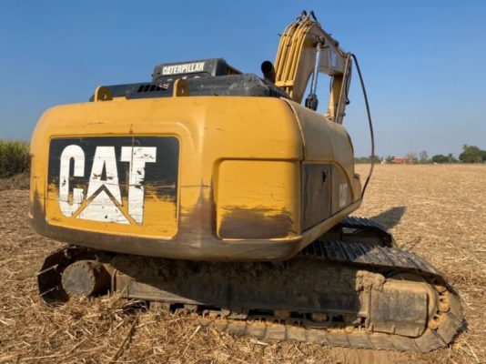 ขาย 850,000 CATTERPILAR 315 D JAPAN เล่มทะเบียน ไฟฟ้าครบ เครื่องดี ปั้มแรง เอวแน่น ช่วงล่างเต็ม โซ่ใ