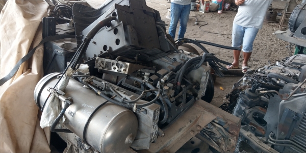 Engine Hino E13C