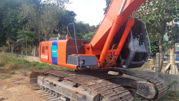 ขาย HITACHI EX200-3 ขาย HITACHI EX200-3