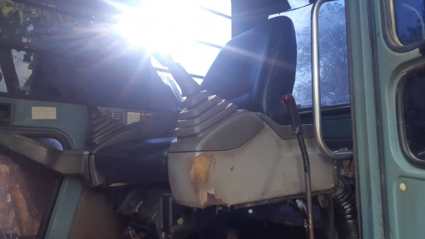 ขาย HITACHI EX200-3 ขาย HITACHI EX200-3