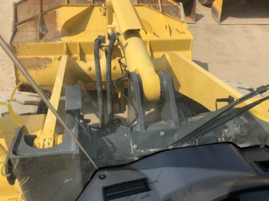 ขายรถตักล้อยาง KOMATSU WA380-6 ปี 2013 นำเข้าเองจากญี่ปุ่น สภาพสวยพร้อมใช้งาน มีVDOการทำงานครับ
