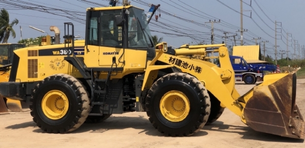 ขายรถตักล้อยาง KOMATSU WA380-6 ปี 2013 นำเข้าเองจากญี่ปุ่น สภาพสวยพร้อมใช้งาน มีVDOการทำงานครับ