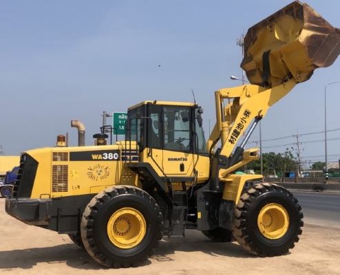 ขายรถตักล้อยาง KOMATSU WA380-6 ปี 2013 นำเข้าเองจากญี่ปุ่น สภาพสวยพร้อมใช้งาน มีVDOการทำงานครับ