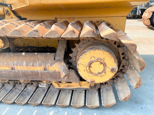 Caterpillar D3G ปี2007 นำเข้าจากญี่ปุ่น