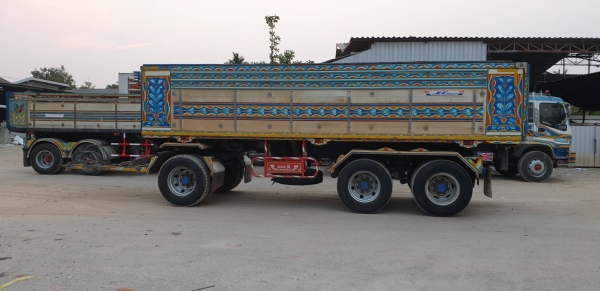 ลูกพ่วงดั้ม 3เพลายาว7เมตรอู่STปี57พื้นสวย ยางดี พร้อมใช้ ราคาเบาๆ ลูกพ่วงดั้ม 3เพลายาว7เมตรอู่STปี57พื้นสวย ยางดี พร้อมใช้ ราคาเบาๆ