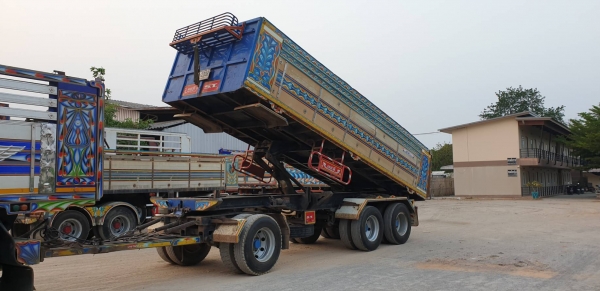 ลูกพ่วงดั้ม 3เพลายาว7เมตรอู่STปี57พื้นสวย ยางดี พร้อมใช้ ราคาเบาๆ ลูกพ่วงดั้ม 3เพลายาว7เมตรอู่STปี57พื้นสวย ยางดี พร้อมใช้ ราคาเบาๆ