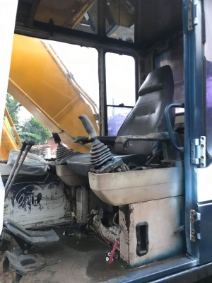 KOMATSU PC 200-5 ไฟฟ้าครบ.เอวแน่นๆอินวอยคอนโทนสั่นสนใจโทรมา081-6048274,088-1729993