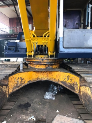 KOMATSU PC 200-5 ไฟฟ้าครบ.เอวแน่นๆอินวอยคอนโทนสั่นสนใจโทรมา081-6048274,088-1729993