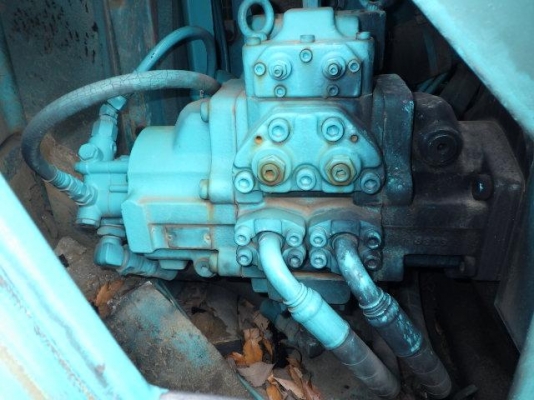 มาใหม่จ้า KOBELCO SK100-3 มาร์คไฟว์ ซุปเปอร์ สภาพสวย ใช้งานมาน้อย โทร 089-7462641 สุวรรณี