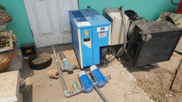 ปั้มสกรู ขนาด 15 แรงครบชุด ตามสภาพ