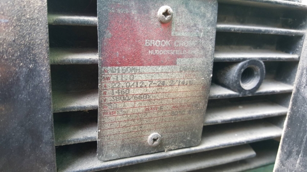 ปั้มสกรู ขนาด 15 แรงครบชุด ตามสภาพ