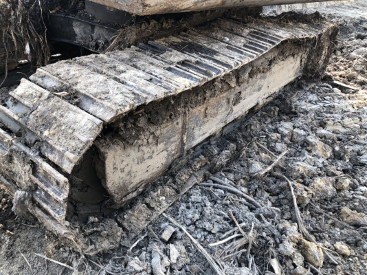 ขายแบคโคร HITASHI EX100 สภาพสวยพร้อมใช้งาน เครื่องปั้มดี สนใจสอบถามไว้ใช้งาน 093 0764943 K ตั้ม