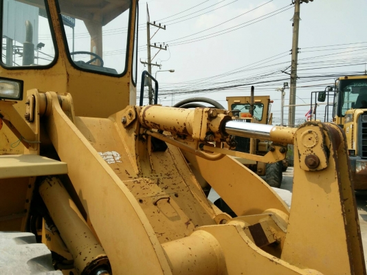ขายรถตักล้อยาง ยี่ห้อ KOMATSU WA180-1 บุ๋งกี๋ 1.8 คิว นำเข้าจากนอกแท้ 100\% ไม่เคยใช้งานในไทย
