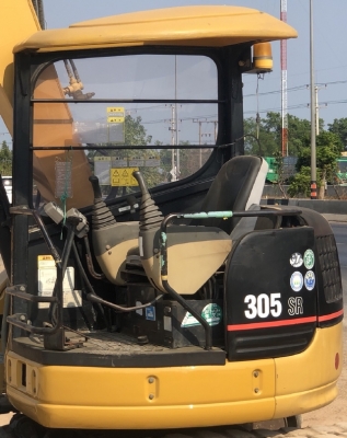 ขายรถขุด CAT 305SR (5,XXX ชั่วโมง) มีลายหัวกระแทก นำเข้าจากญี่ปุ่น สภาพสวยพร้อมใช้งาน มีVDOการทำงานค