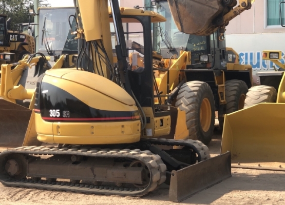 ขายรถขุด CAT 305SR (5,XXX ชั่วโมง) มีลายหัวกระแทก นำเข้าจากญี่ปุ่น สภาพสวยพร้อมใช้งาน มีVDOการทำงานค