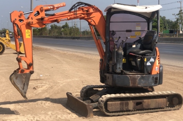 ขายรถขุด HITACHI EX20UR-3 คอลโทรลน้ำมัน ปั๊มนิ้ว นำเข้าจากญี่ปุ่น สภาพสวยพร้อมใช้งาน มีVDOการทำงานคร