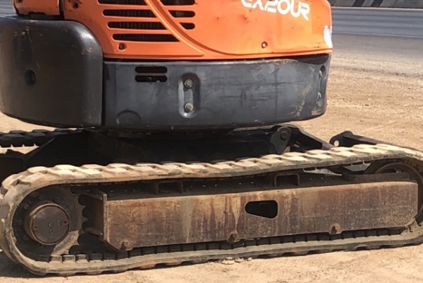 ขายรถขุด HITACHI EX20UR-3 คอลโทรลน้ำมัน ปั๊มนิ้ว นำเข้าจากญี่ปุ่น สภาพสวยพร้อมใช้งาน มีVDOการทำงานคร