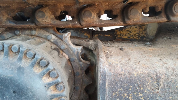 ขายด่วน KOMATSU PC200-3 สภาพพร้อมใช้งาน เครื่องเดิมปั้มเดิม สนใจสอบถามไว้ใช้งาน 093 0764943 K ตั้ม