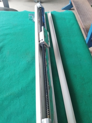 บอลสกรูแกนสำเร็จ stoke 600 mm. สภาพลื่นแน่นดี บอลสกรูแกนสำเร็จ stoke 600 mm. สภาพลื่นแน่นดี