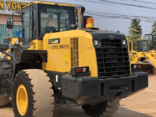 ขายรถตักล้อยาง KOMATSU WA320-7 ปี 2016 นำเข้าเองจากญี่ปุ่น สภาพสวยพร้อมใช้งาน มีVDOการทำงานครับ