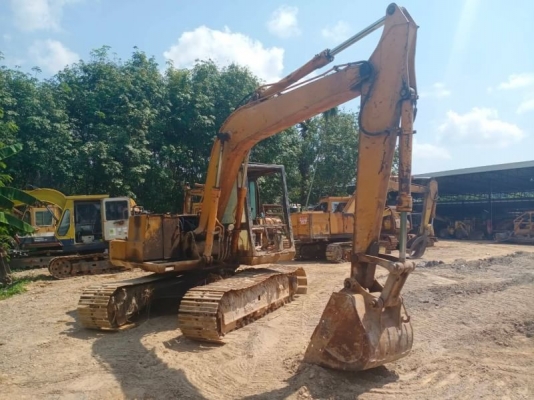 KOMATSU PC120-3 ขายตามสภาพ KOMATSU PC120-3 ขายตามสภาพ