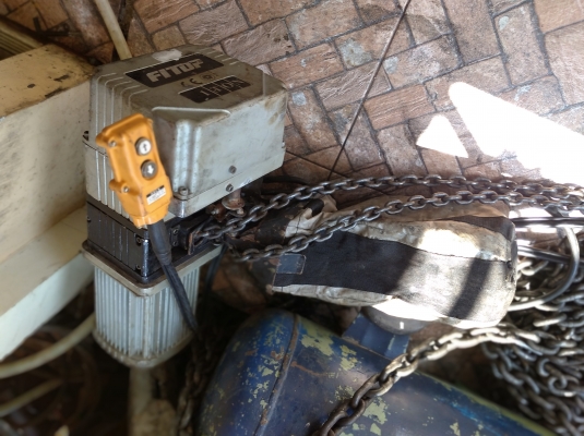 รอกไฟฟ้า fitop 2 ตัน4ทิศทาง