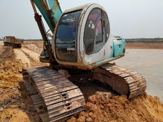 ขายรถแบคโฮ KOBELCO SK200-5 ธรรมดา