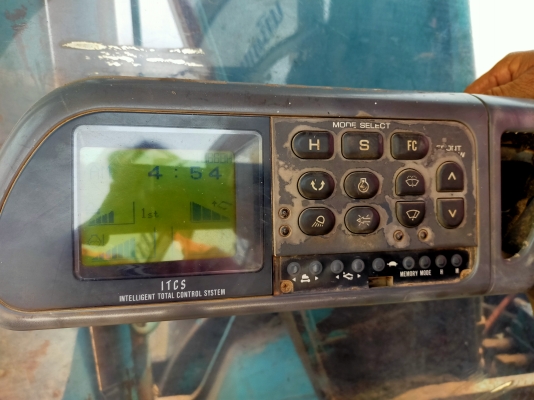 ขายรถแบคโฮ KOBELCO SK200-5 ธรรมดา