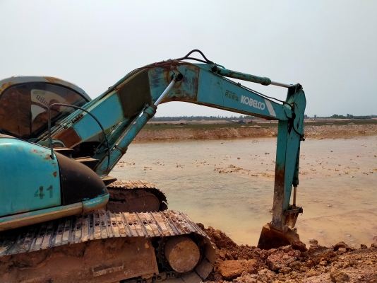 ขายรถแบคโฮ KOBELCO SK200-5 ธรรมดา