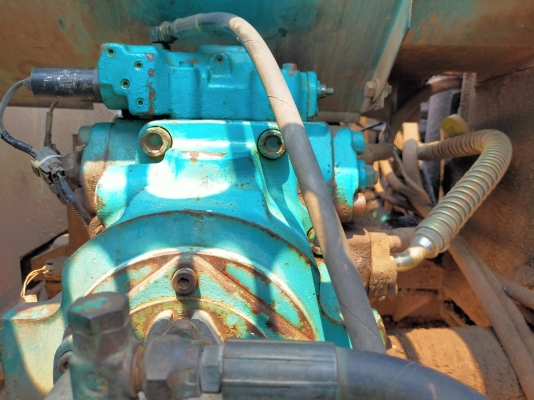 ขายรถแบคโฮ  KOBELCO SK200-5 ธรรมดา