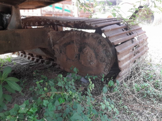 ขายด่วน KOMATSU PC200-2 สภาพสวยพร้อมใช้งาน บูมอามสวย โซ่ช่วงล่างเต็ม เครื่องปั้มเดิมๆ (ให้บุ๋งกี้) สนใจสอบถาม 093 0764943 K ตั้ม