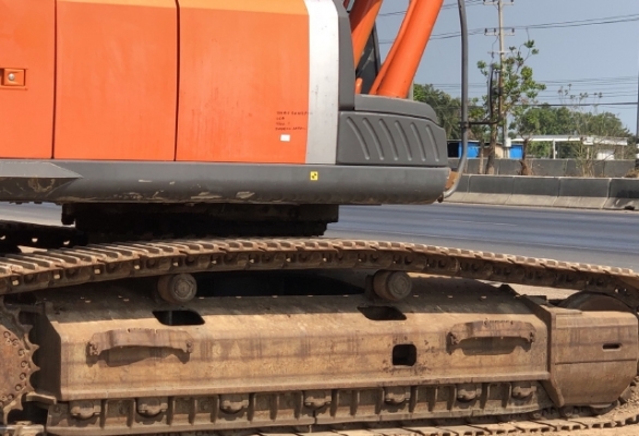 ขายรถขุด HITACHI ZX350H-3 นำเข้าเองจากญี่ปุ่น สภาพสวยพร้อมใช้งาน มีVDOการทำงานครับ