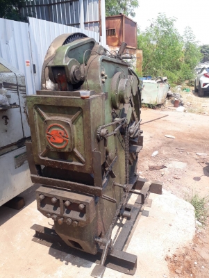 ขายตัดเจาะอเนกประสงค์เดินเฟืองตัวใหญ่ราคาเบาๆๆคับ