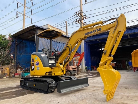 ขายดาวน์!! Komatsu PC30MR-3 ไมล์ 6,000 สวยๆค่ะ