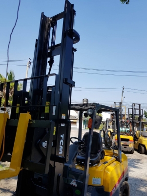 ขายรถยกโฟล์คลิฟท์ TCM ขนาด 3 ตัน เสาสูง 5 เมตร งาเท (รถนอก )ญี่ปุ่น ติดต่อ 0844591695 เหมี๋ยวค่ะ