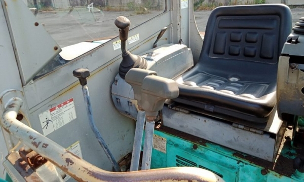 FROM JAPAN รถขุดเล็ก KOBELCO SK30UR /แทรคยาง /ใบมีดดัน /มีหลังคา /สินค้าเก่านอก ขายตามสภาพ FROM JAPAN รถขุดเล็ก KOBELCO SK30UR /แทรคยาง /ใบมีดดัน /มีหลังคา /สินค้าเก่านอก ขายตามสภาพ