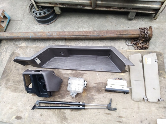 กระจกมองข้างไฟฟ้ารถตู้หัวจรวด