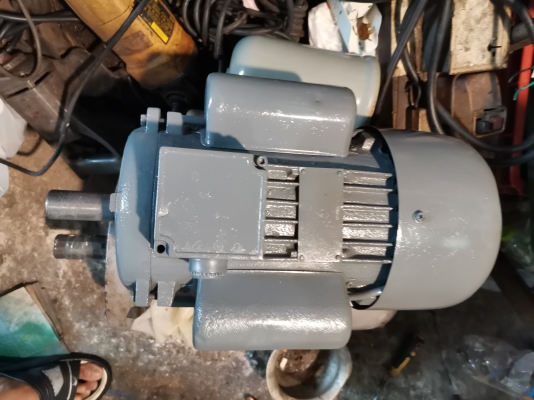 ขาย!! มอเตอร์.จีน.ขนาด​3แรง220v.รอย2900 พร้อม​ใช้งาน​
