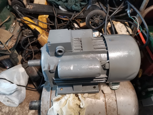 ขาย!! มอเตอร์.จีน.ขนาด​3แรง220v.รอย2900 พร้อม​ใช้งาน​