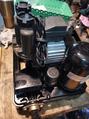 ขาย!! ปั้มน้ำแรงดันคงที่.มิตซู.ขนาด300w.พร้อมใช้งาน ขาย!! ปั้มน้ำแรงดันคงที่.มิตซู.ขนาด300w.พร้อมใช้งาน