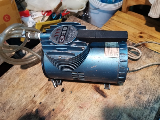 ขาย!! ปั้มลมเล็ก220v.