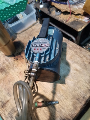 ขาย!! ปั้มลมเล็ก220v.