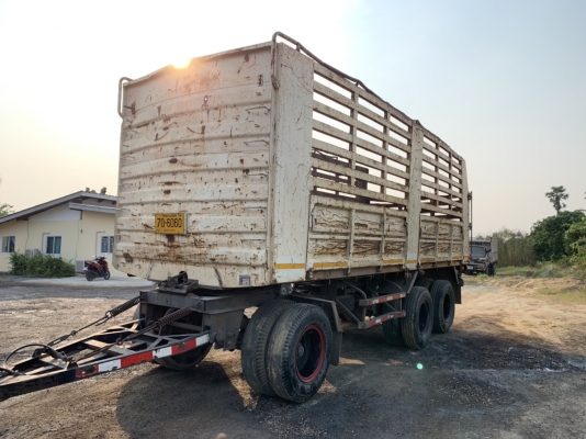 ลูกพ่วงไม่ดั้ม 3 คาน  อู่ สามมิตร ปี 56 ราคา 245,000 บาท ถุงลม ยาว 7  เมตร ยางพอใช้ กระแพงขางไม่ค่อยสวย สภาพพร้อมใช้ เอกสารเล่มทะเบียน   อยู่ นครปฐม โทร 0626426323