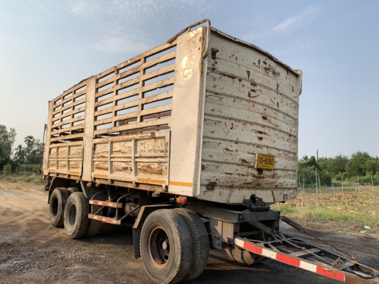 ลูกพ่วงไม่ดั้ม 3 คาน  อู่ สามมิตร ปี 56 ราคา 245,000 บาท ถุงลม ยาว 7  เมตร ยางพอใช้ กระแพงขางไม่ค่อยสวย สภาพพร้อมใช้ เอกสารเล่มทะเบียน   อยู่ นครปฐม โทร 0626426323