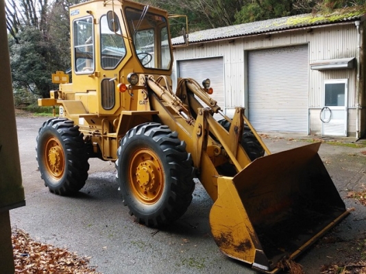 ขายรถตักล้อยาง CAT 910 นำเข้าเองจากญี่ปุ่น สภาพสวยพร้อมใช้งาน ถึงเร็วๆนี้ครับ ขายรถตักล้อยาง CAT 910 นำเข้าเองจากญี่ปุ่น สภาพสวยพร้อมใช้งาน ถึงเร็วๆนี้ครับ