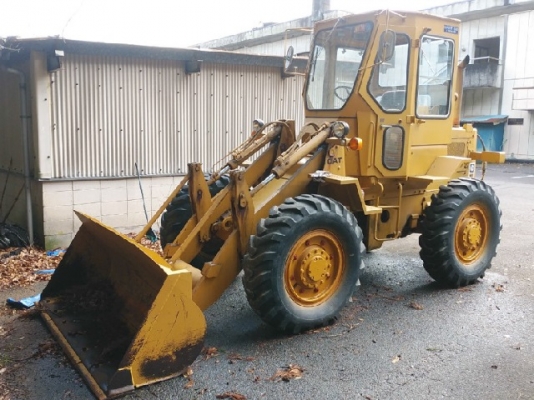 ขายรถตักล้อยาง CAT 910 นำเข้าเองจากญี่ปุ่น สภาพสวยพร้อมใช้งาน ถึงเร็วๆนี้ครับ
