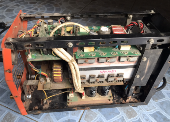 ขายตู้เชื่อม Rot weld รุ่ฯ R-ARC 160 ขนาด160A เต็ม ไม่มีสายนะครับ