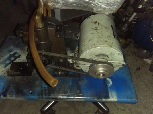 ขายปั๊มดูดนํ้ามัน