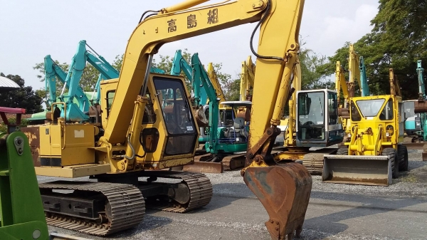 ต้องการขายรถขุดยี่ห้อ CAT-E70รถนอกนำเข้าจากญี่ปุ่น