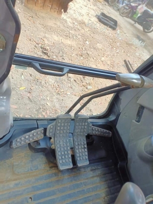 ขายHITACHI ZX120-1. เก่านอก ปลายยาวพิเศษ  ใช้งานมา 5พัน  ชั่วโมง  พร้อมใช้ โทร 089-3818694 จ๊อย